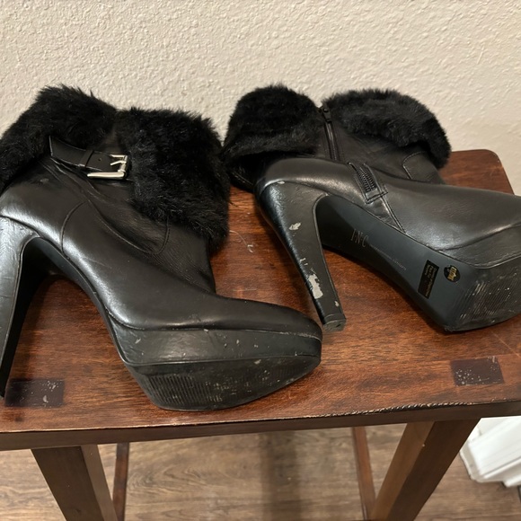 Women, leather ankle boots. Leather Scathes on the Heel - Picture 5 of 6